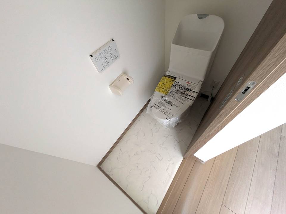 トイレ　トイレ