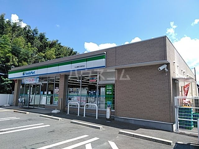 コンビニ　ファミリーマート 大山崎町円明寺店（コンビニ）まで633m