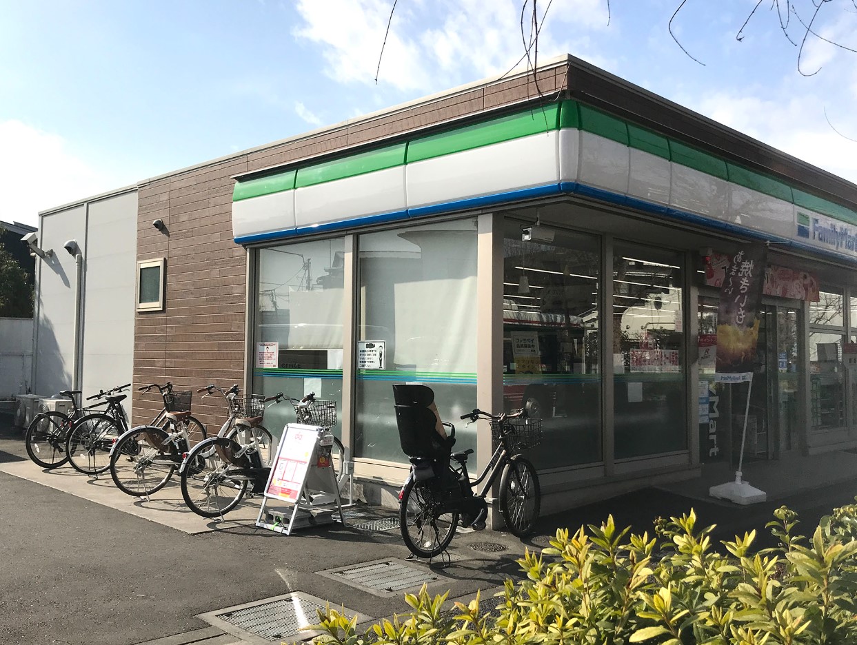 コンビニ　ファミリーマート狛江中和泉一丁目店（コンビニ）まで198m