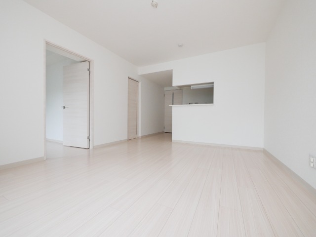 居室・リビング　※別号室参考写真