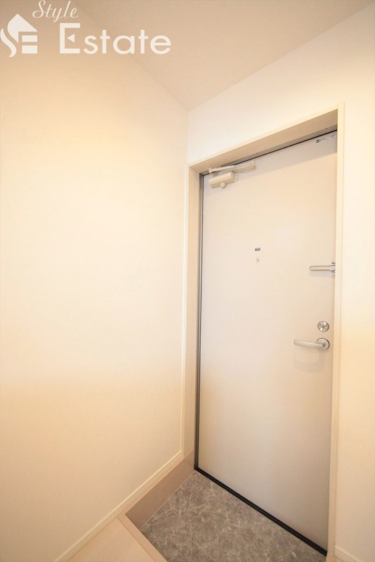 玄関　玄関　シューズボックス　同仕様内装