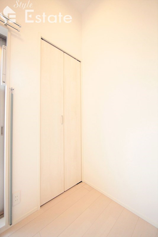 収納　クローゼット　同仕様内装