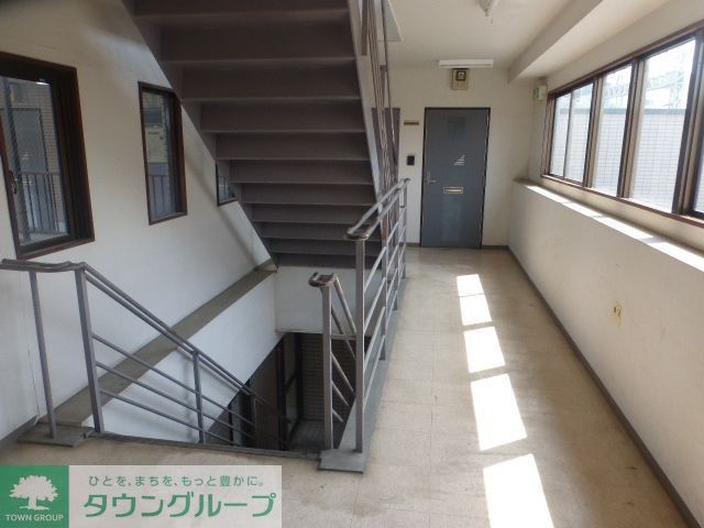 エントランス　★お部屋探しは株式会社タウンハウジング東京まで★