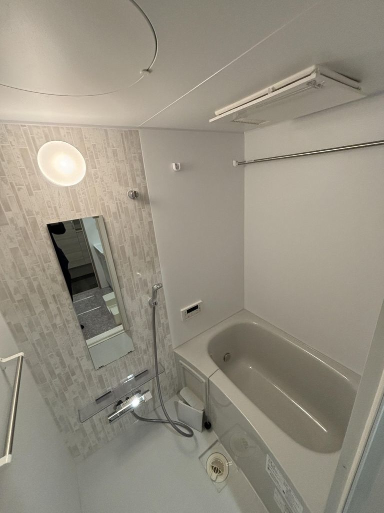 バス・シャワールーム　バス