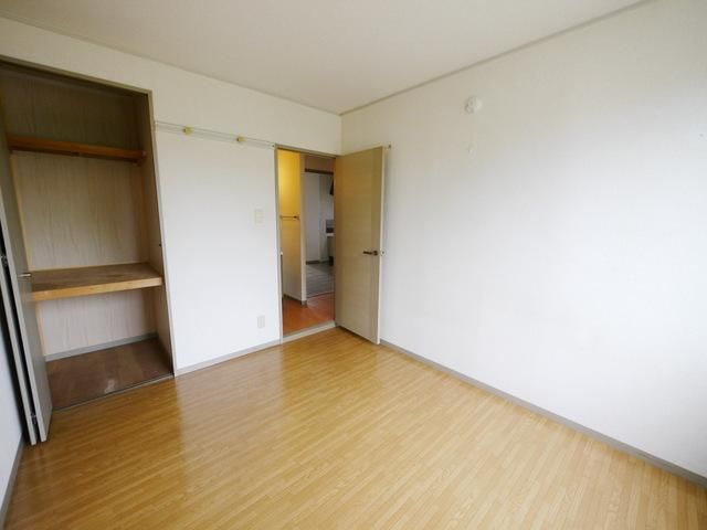 その他設備　★洋室と収納★