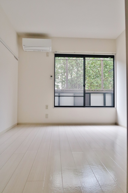 居室・リビング　居室