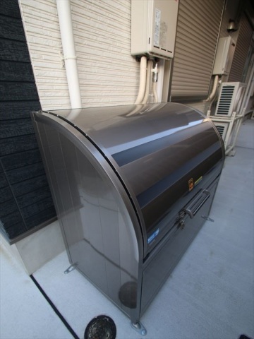 その他共有部分　敷地内ゴミ箱です♪