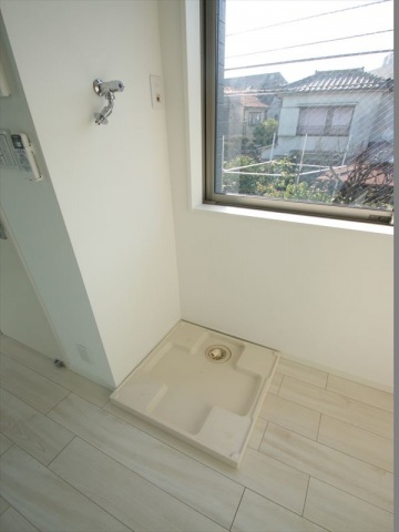 洗面設備　室内洗濯置場完備♪