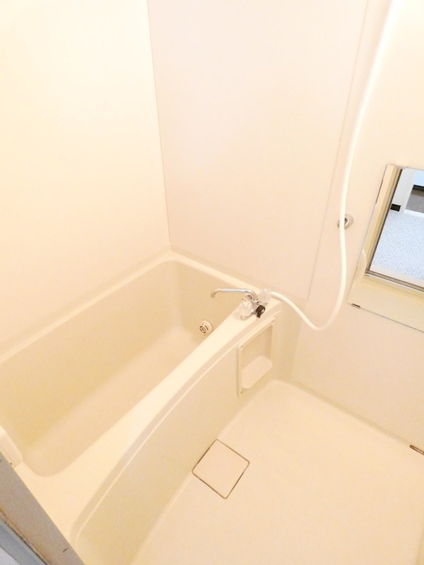 バス・シャワールーム　別号室写真使用