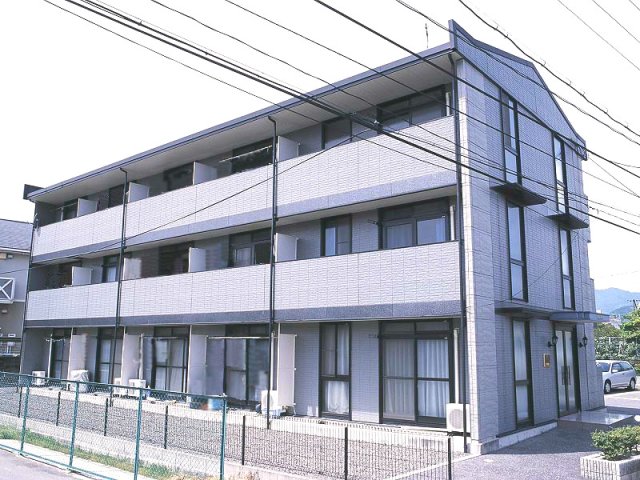 建物外観　落ち着いた雰囲気の外観です