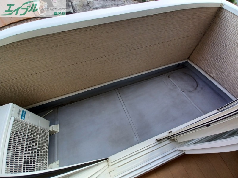 バルコニー　同型参考写真