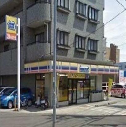 コンビニ　ミニストップ（コンビニ）まで850m