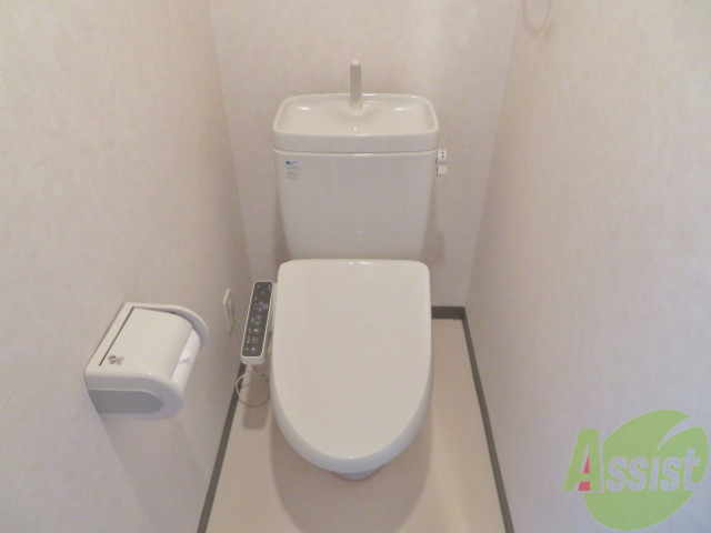 トイレ　トイレにはウォッシュレットが付いております