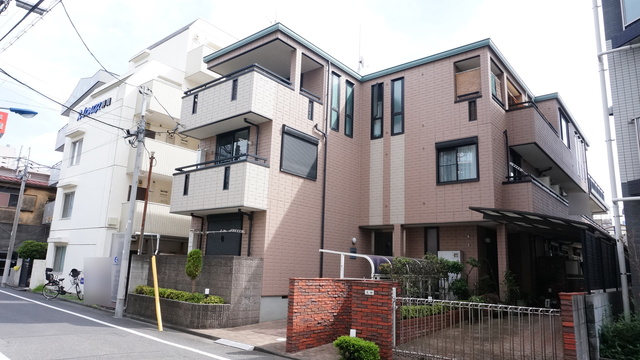 エントランス　２４時間管理♪夜間緊急時もしっかりサポートいたします！