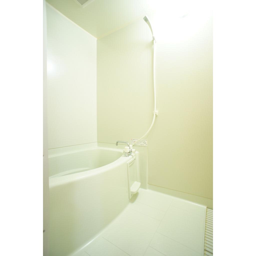 バス・シャワールーム　毎日の疲れをゆっくり癒せますよ。