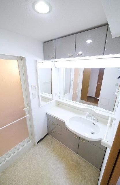 洗面設備　同建物別号室