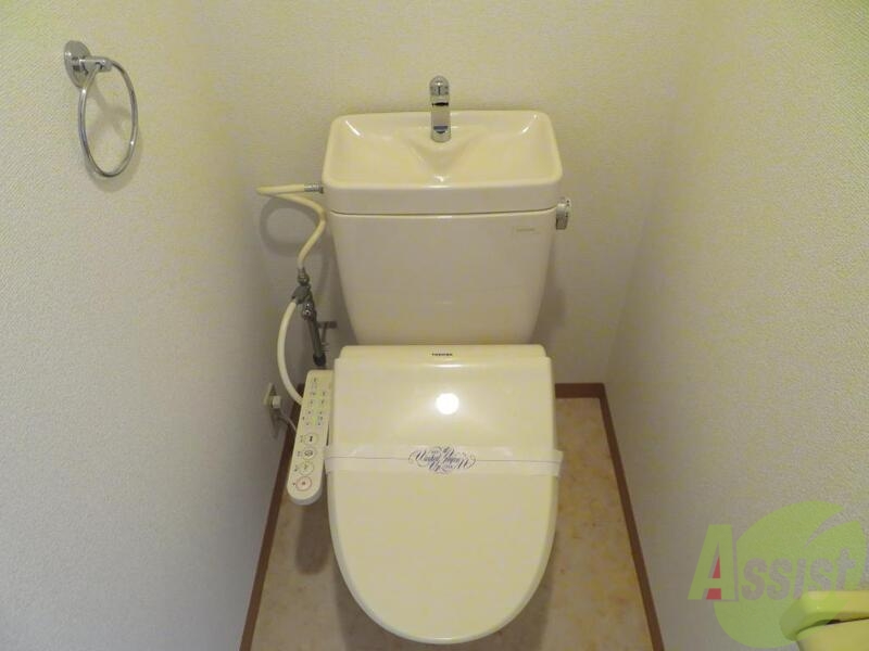 トイレ　トイレにはウォシュレットもちゃんとついてますよー