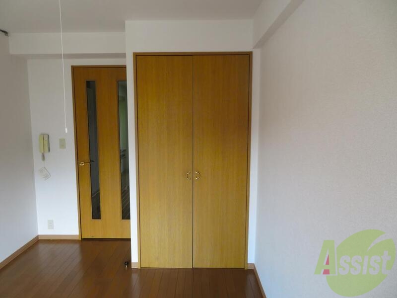 収納　物入があるので、沢山収納が出来るのは良いですね。