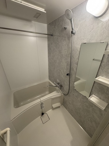 バス・シャワールーム　※掲載写真は同マンション別部屋参考写真となります。