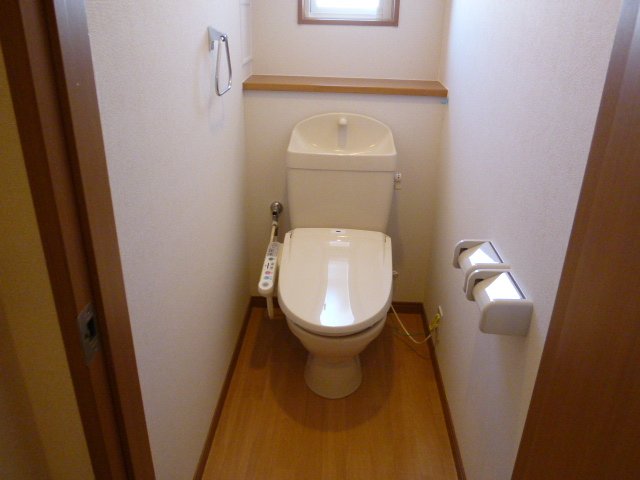 トイレ　シャワー付トイレ