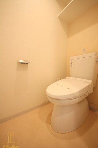 トイレ　エスリード大阪城