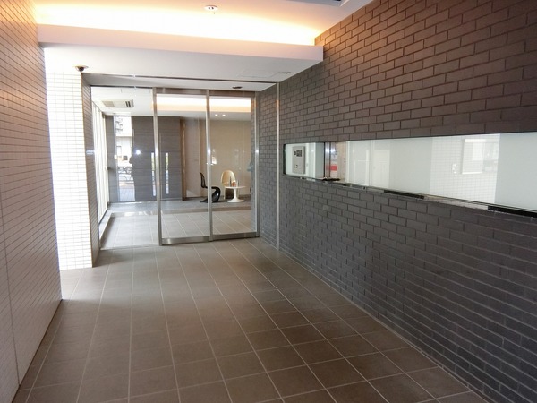 エントランス　毎日通るエントランスはこのようになっています