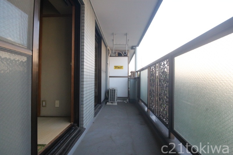 バルコニー　※前回募集時の写真です