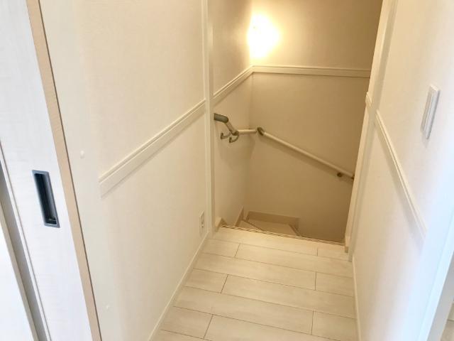 居室・リビング　廊下