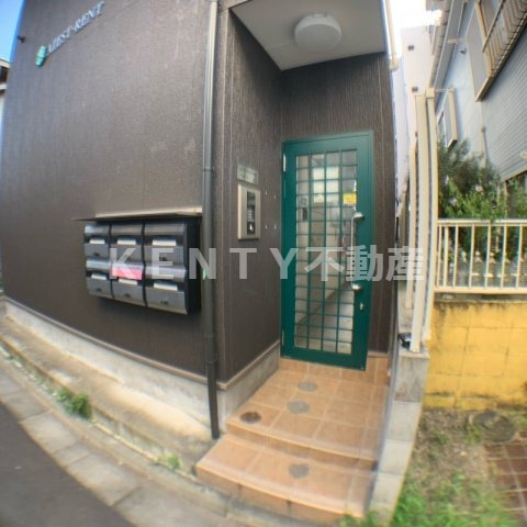 エントランス　建物の内部です