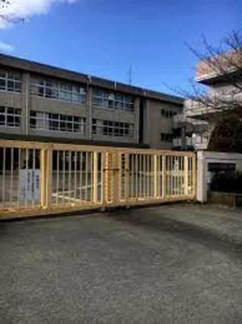 小学校　橿原市立耳成西小学校（小学校）まで1268m