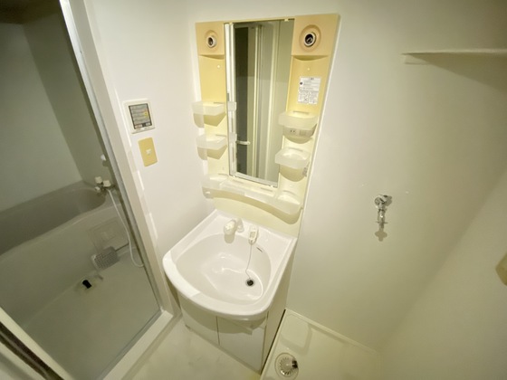 洗面設備　※別部屋の写真です