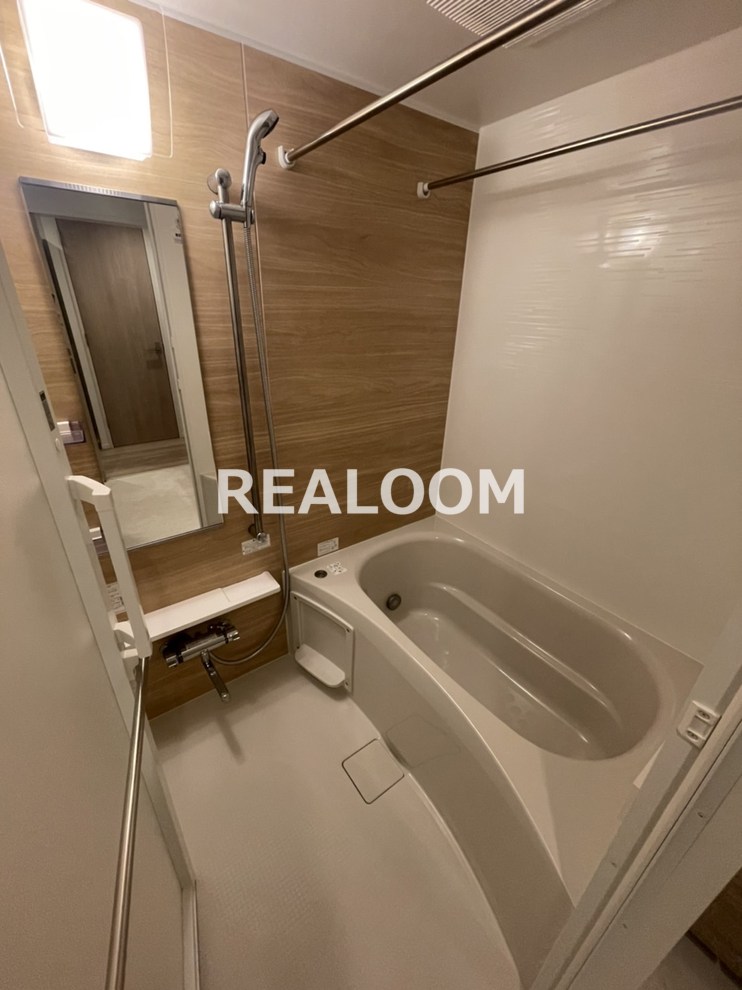 バス・シャワールーム　新宿御苑前　新宿三丁目　1K