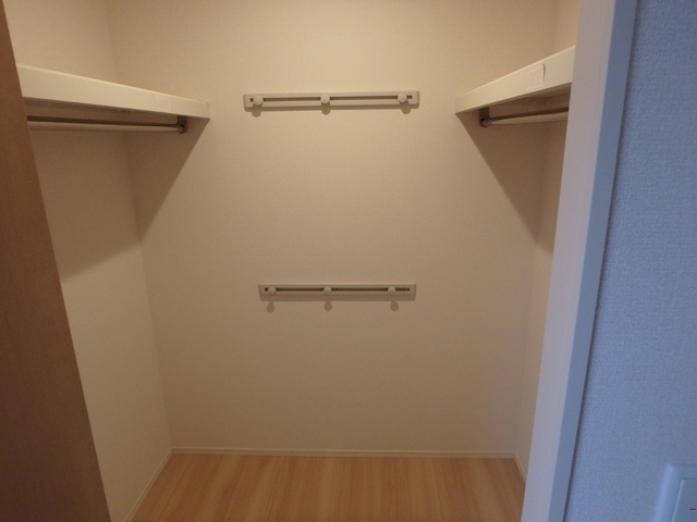 収納　ウォークインクローゼット