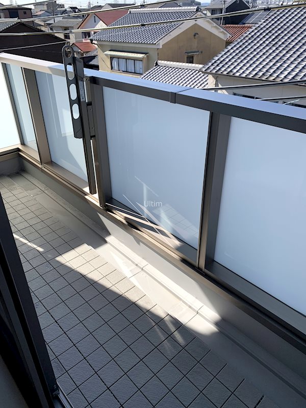 バルコニー　別部屋のお写真です。ご参考までに！