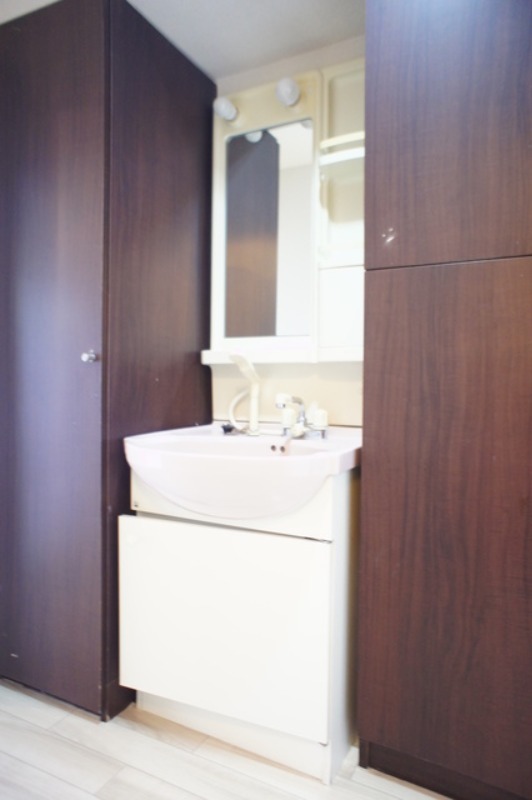 洗面設備　図面と現状に相違がある場合には現状を優先