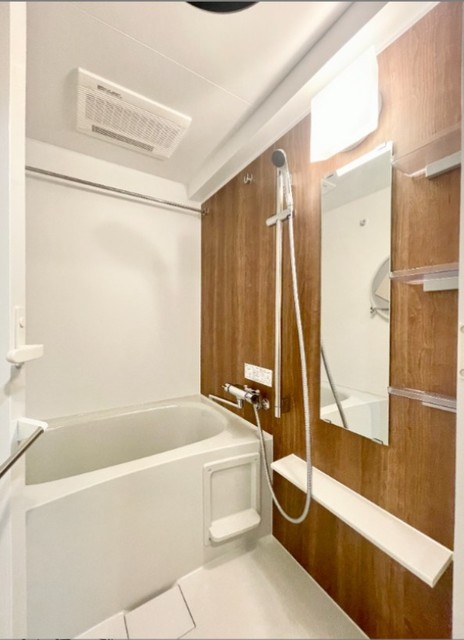 バス・シャワールーム