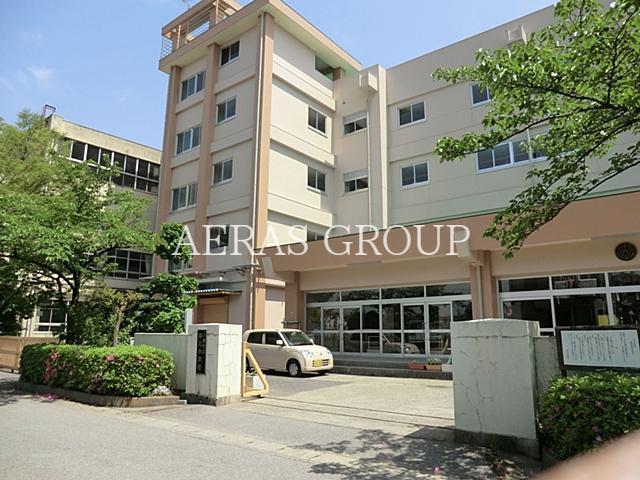 小学校　八潮市立中川小学校（小学校）まで466m