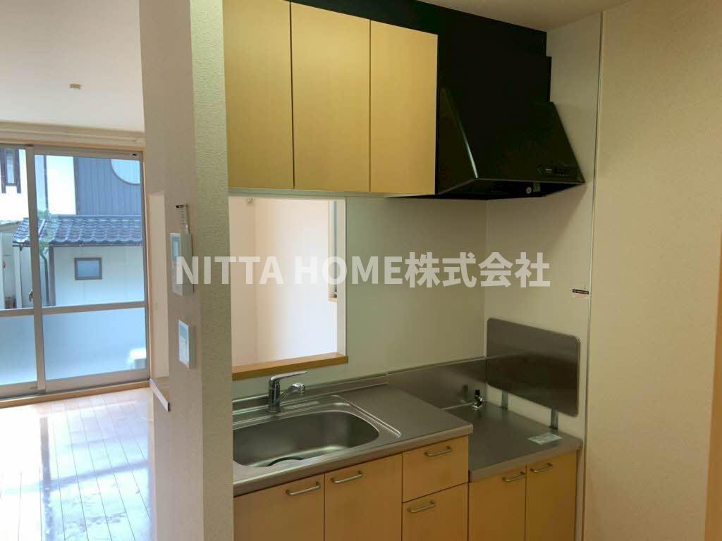 キッチン　カウンターキッチンに収納が付いています◎