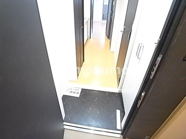 玄関　収納もある玄関です