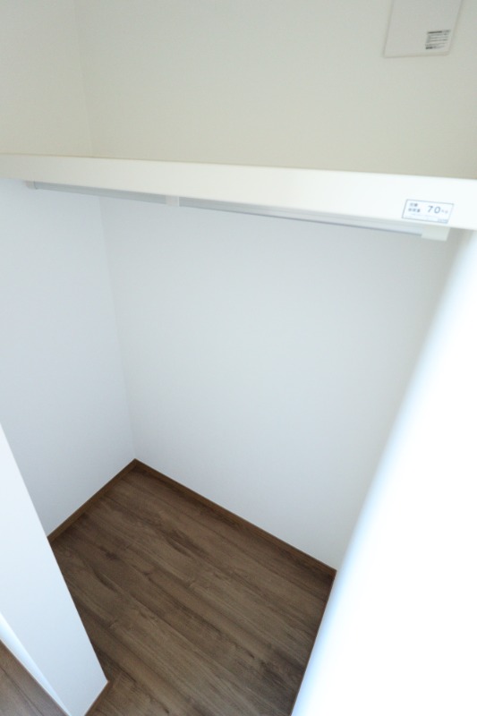 収納　洋室収納！