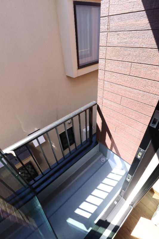 バルコニー　バルコニー！