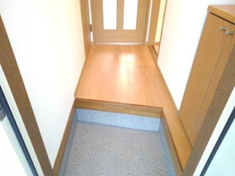 玄関　図面と現状に相違がある場合には現状を優先