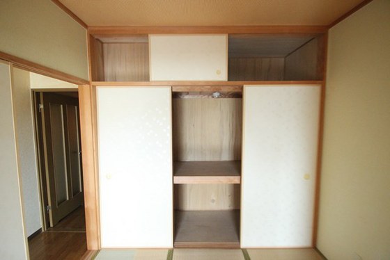収納　※別部屋の写真です