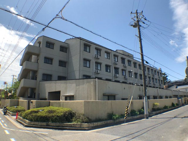 建物外観　オートロック付きで安心です！