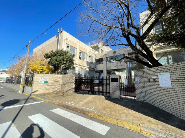 小学校　名古屋市立笠東小学校（小学校）まで324m