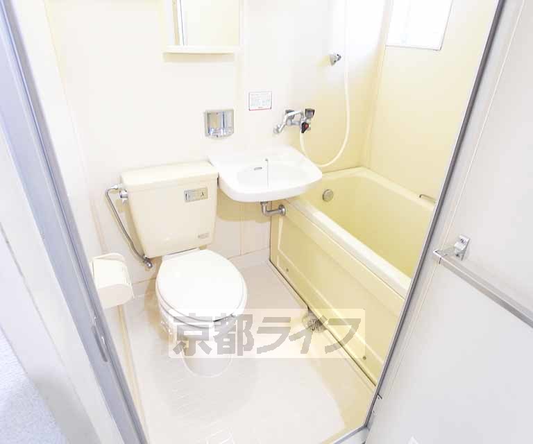 バス・シャワールーム　きれいなバスです