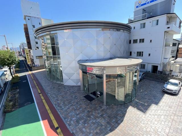銀行　高知信用金庫下街支店（銀行）まで395m