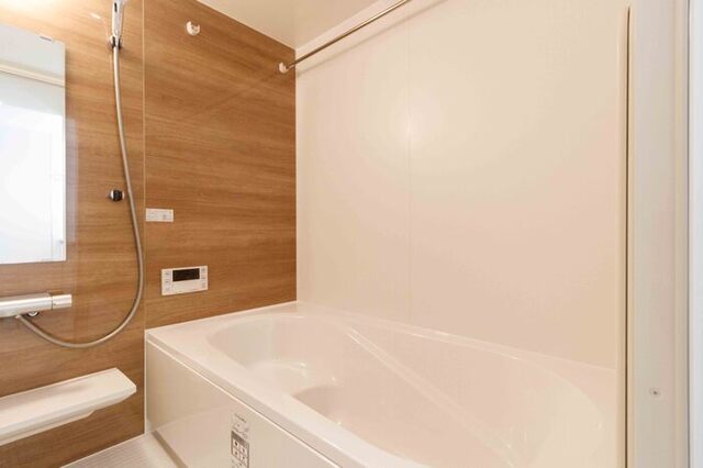 バス・シャワールーム　２０２・バス