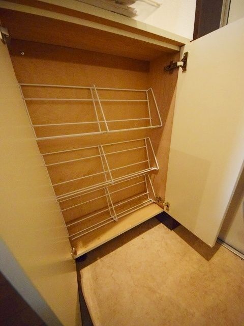 その他設備　シューズボックス