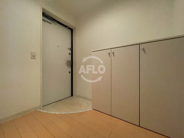 玄関　La Douceur中之島（ラドゥセール中之島） 玄関